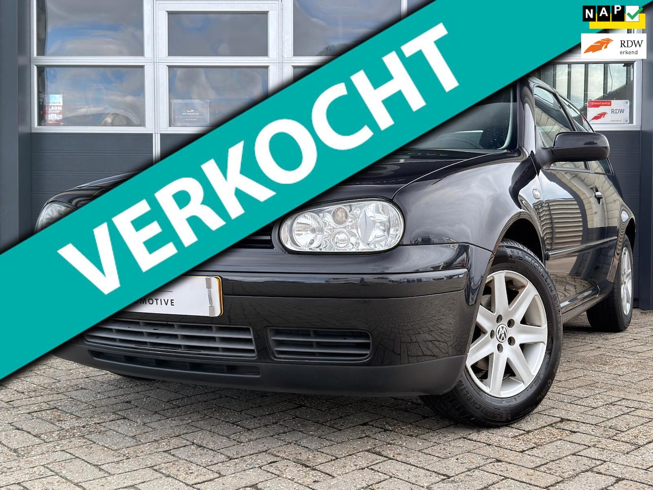 Volkswagen Golf - 1.6-16V / Lage km / 2e eig. / NL-auto / Trekhaak - AutoWereld.nl