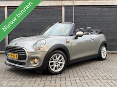 MINI Cabrio - 1.5 Cooper Leder/Alcantara / LM / PDC / 38.982 KM 1e eig