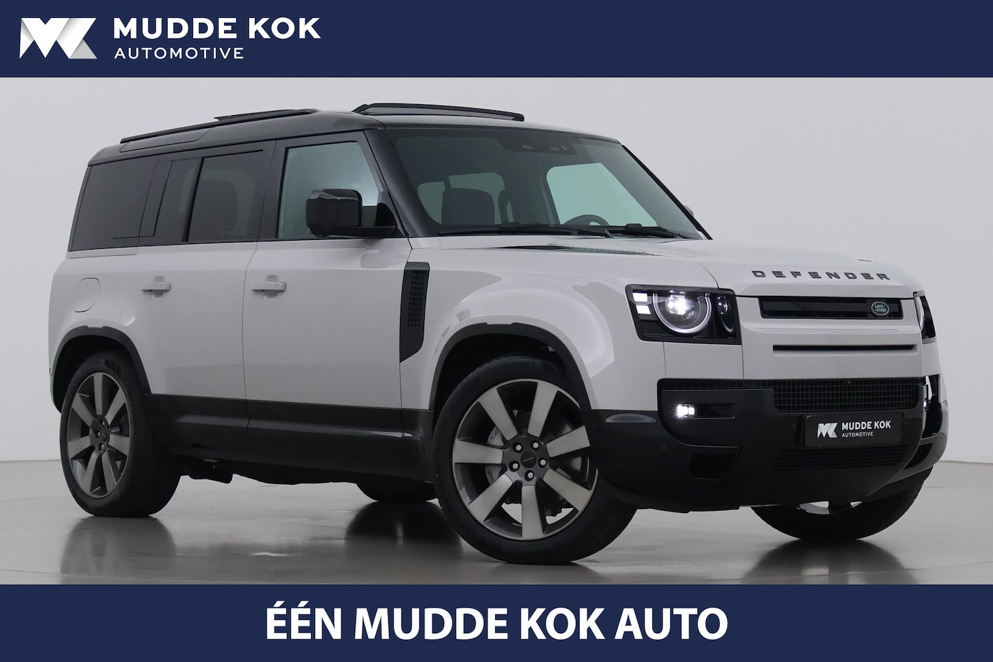 Land Rover Defender 110 - P300e X-Dynamic HSE | Luchtvering | Panoramadak | Trekhaak | 360° Camera | Koelkast | Stoe - AutoWereld.nl