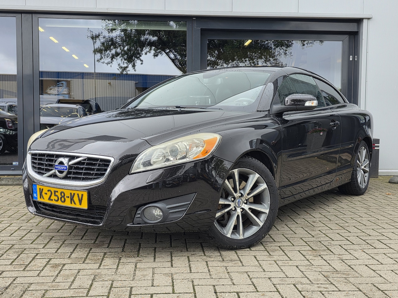 Volvo C70 Convertible - 2.5 T5 Summum 2.5 T5 Summum - AutoWereld.nl
