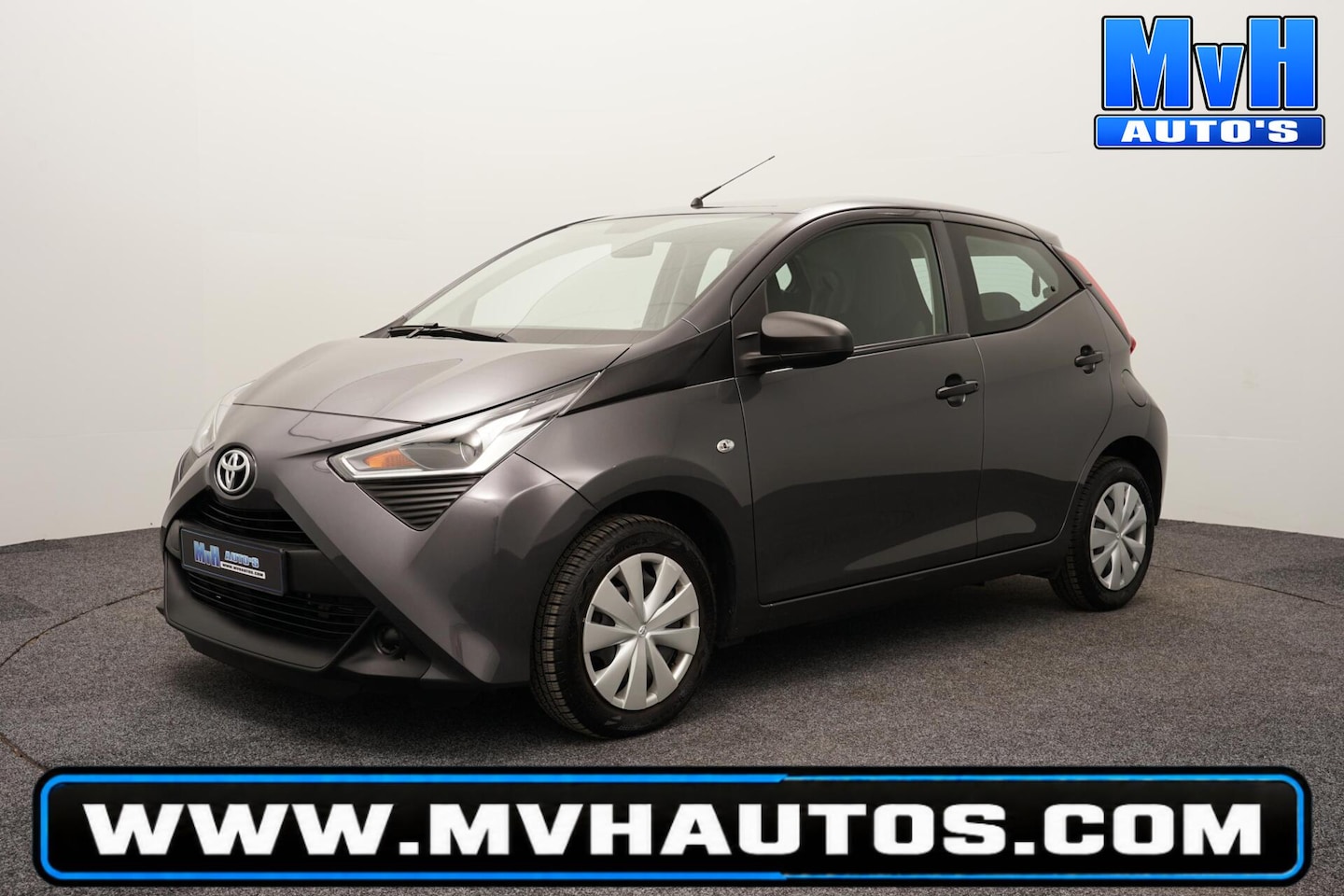 Toyota Aygo - 1.0 VVT-i x-fun|AIRCO|BLUETOOTH|ORG.NL|LED|DAB - AutoWereld.nl