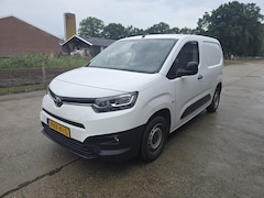 Toyota ProAce City - 1.5 D-4D Live Carplay / Android Auto / Parkeersensoren / Airco / Cruisecontrol