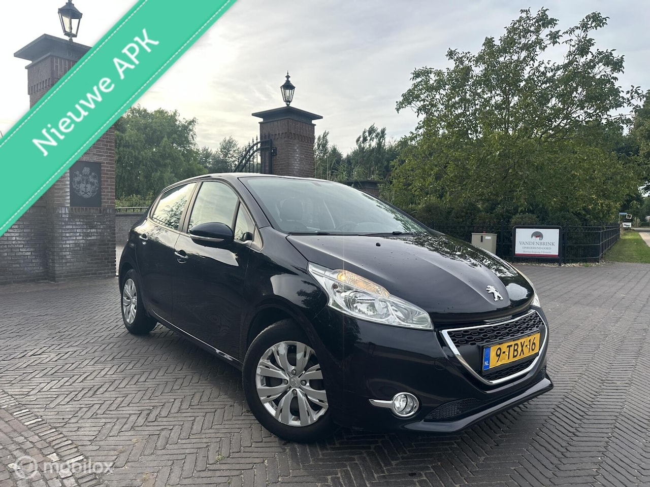 Peugeot 208 - 1.0 VTi 2013 5-deurs Airco Nieuwe APK✅ - AutoWereld.nl
