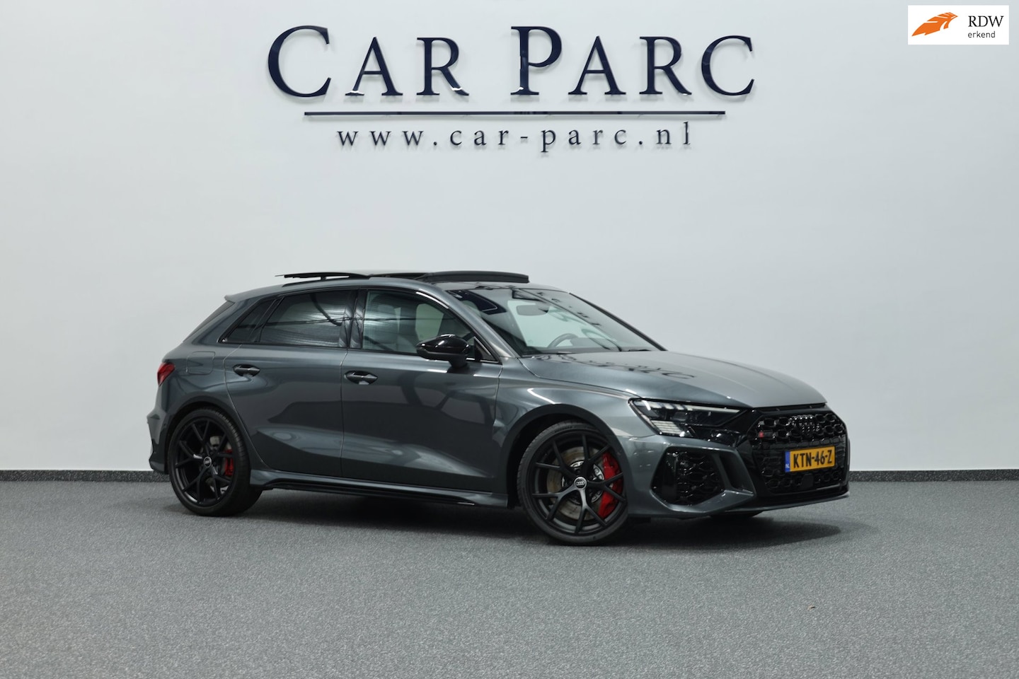 Audi RS3 - Sportback 2.5 TFSI quattro 400+PK MATRIX-LED/VIRTUAL/B&O/SFEER/LEDER+S.VERWARMING/19"LMV/C - AutoWereld.nl