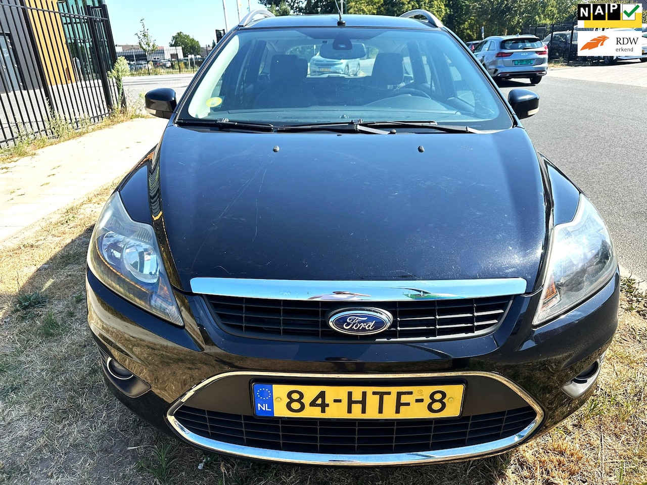 Ford Focus Wagon - 1.6 Titanium Navi Clima Cruise - AutoWereld.nl