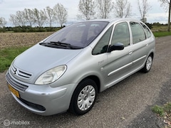 Citroën Xsara Picasso - 1.6i-16V Image / Apk 2-2027 / 219 Dkm