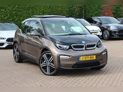 BMW i3 - Executive Edition 120Ah 42 kWh / SoH 92, 8% / Panoramadak / Camera / Navigatie / 20'' / DA