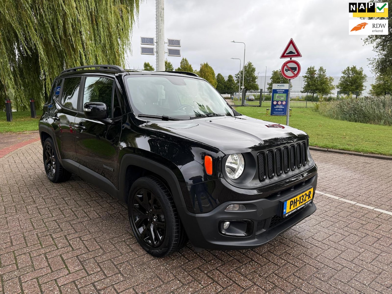 Jeep Renegade - 1.4 MultiAir Night Eagle II 1.4 MultiAir Night Eagle II - AutoWereld.nl