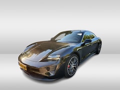 Porsche Taycan - 4S Performance 84 kWh / Panoramadak / 360Camera / Head-up / Achterasbesturing / Passenger