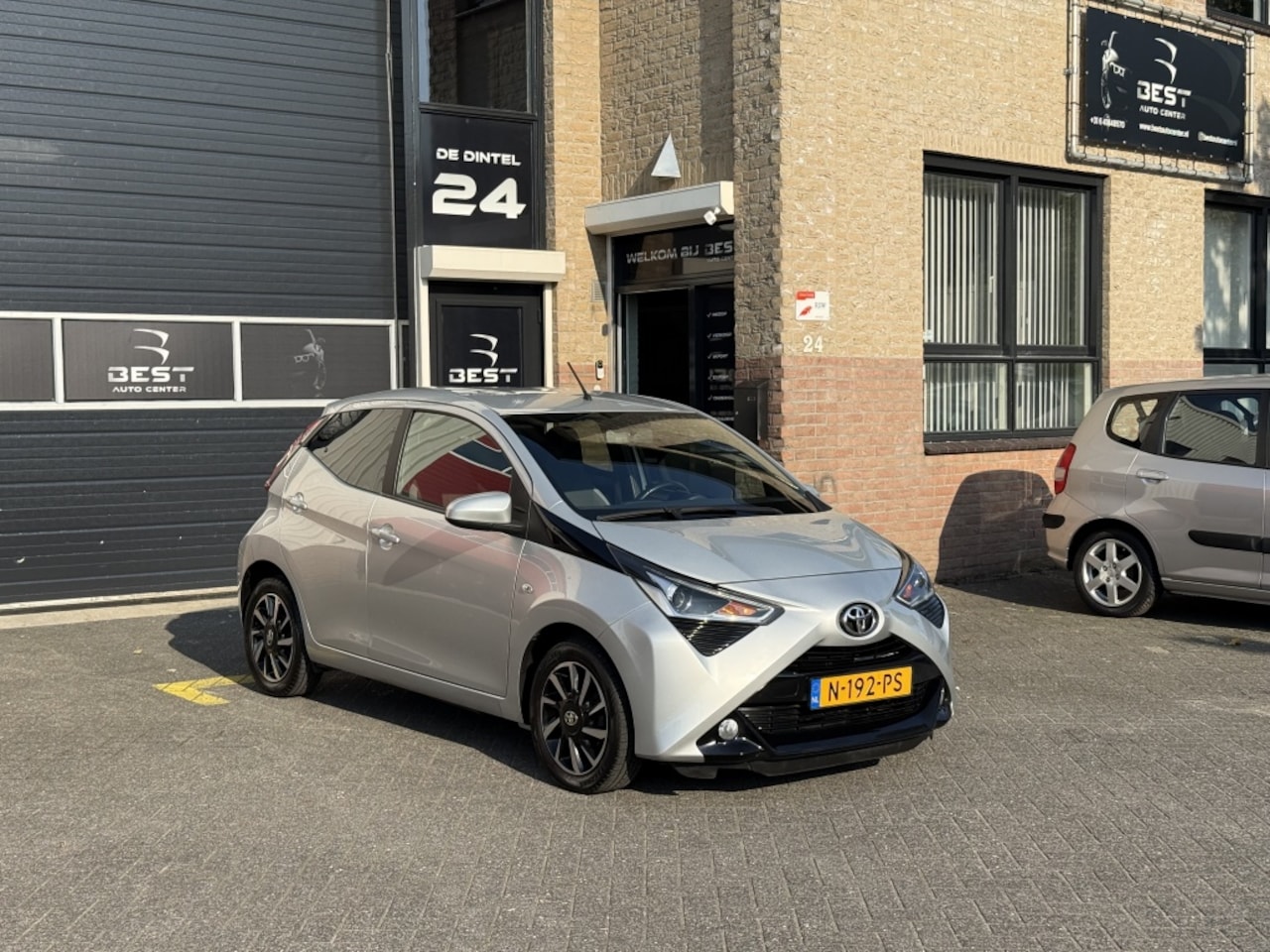 Toyota Aygo - 1.0 VVT-i x-cite 1.0 VVT-i x-cite ul. - AutoWereld.nl