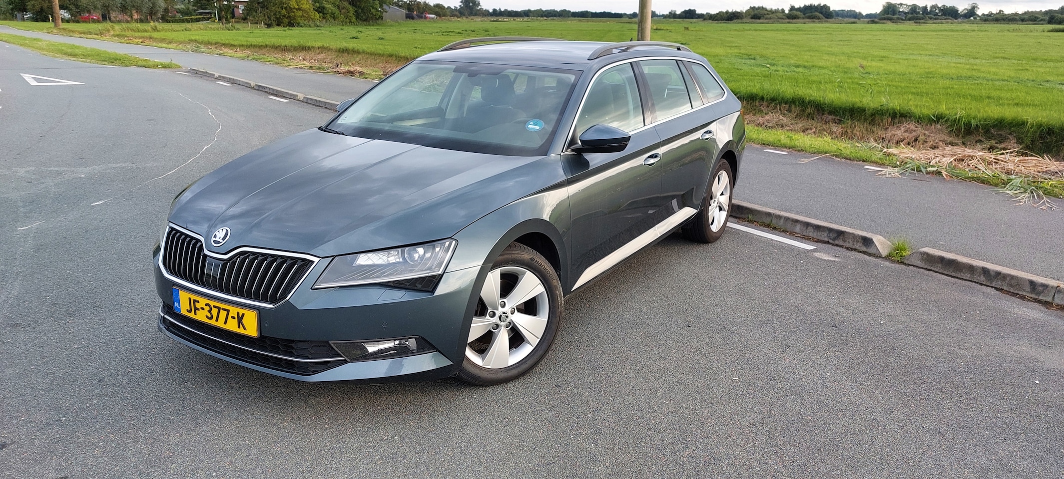 Skoda Superb Combi - 1.6 TDI Ambition Business - AutoWereld.nl
