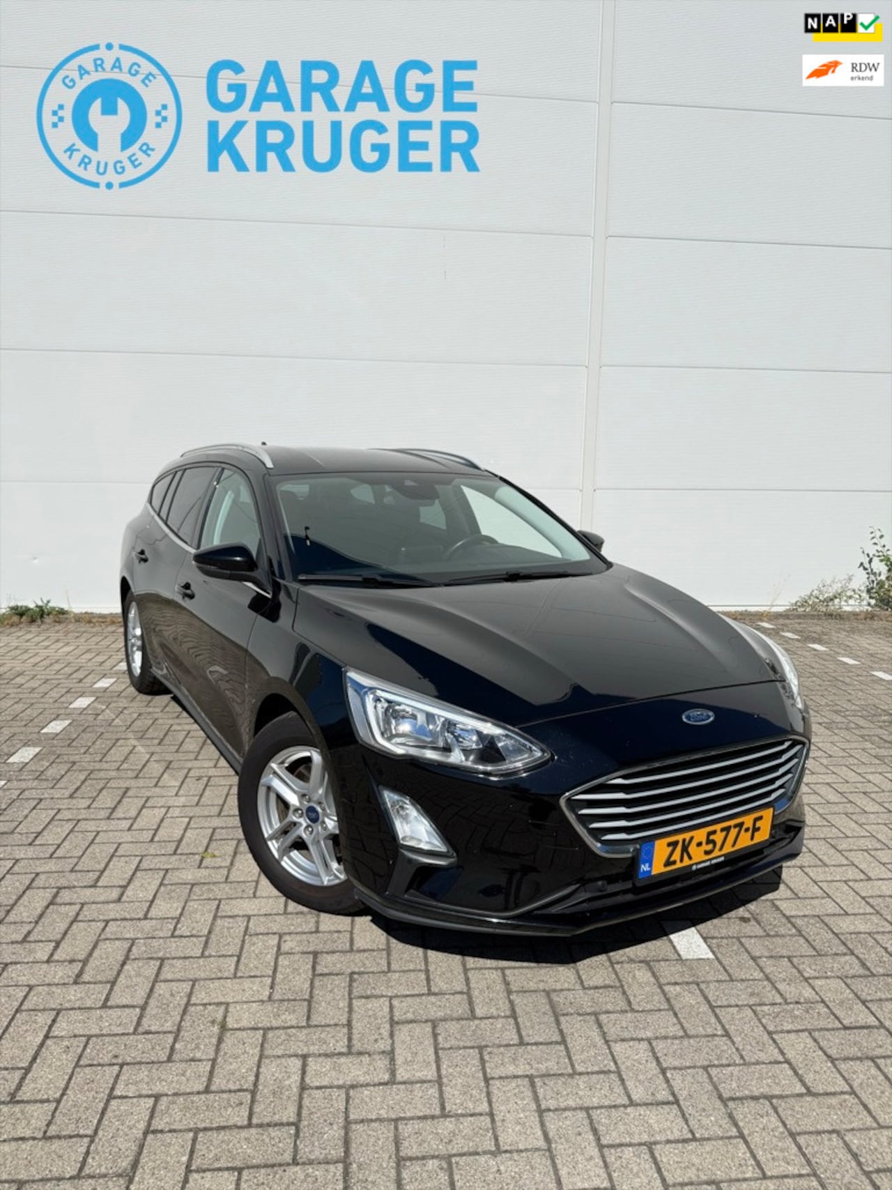 Ford Focus Wagon - 1.0 EcoBoost Trend Edition Business 1.0 EcoBoost Trend Edition Business - AutoWereld.nl