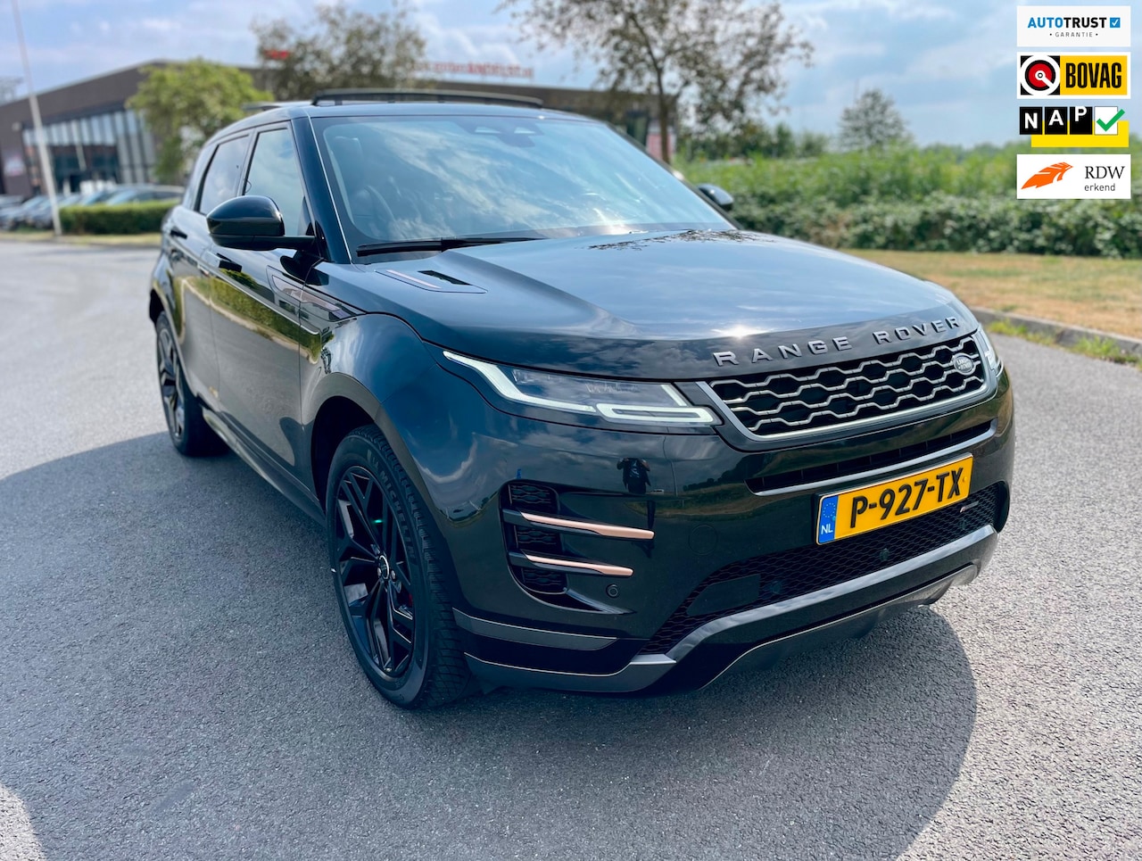 Land Rover Range Rover Evoque - 1.5 P300e AWD R-Dynamic HSE 1.5 P300e AWD R-Dynamic HSE, Pano, 20'', Meridian, Acc, Leder, Carplay, Geen import, Nap, - AutoWereld.nl