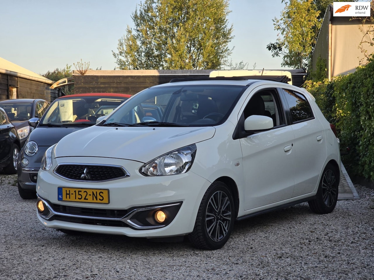 Mitsubishi Space Star - 1.2 CABRIODAK!/Carplay/Stoelverw/Airco - AutoWereld.nl