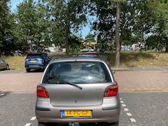 Toyota Yaris - 1.3 VVT-i Idols