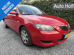 Mazda 3 - 3 1.6 Touring | Airco | Elekt. Ramen | Radio / CD | Trekhaak | PDC | APK tot 23-07-2027