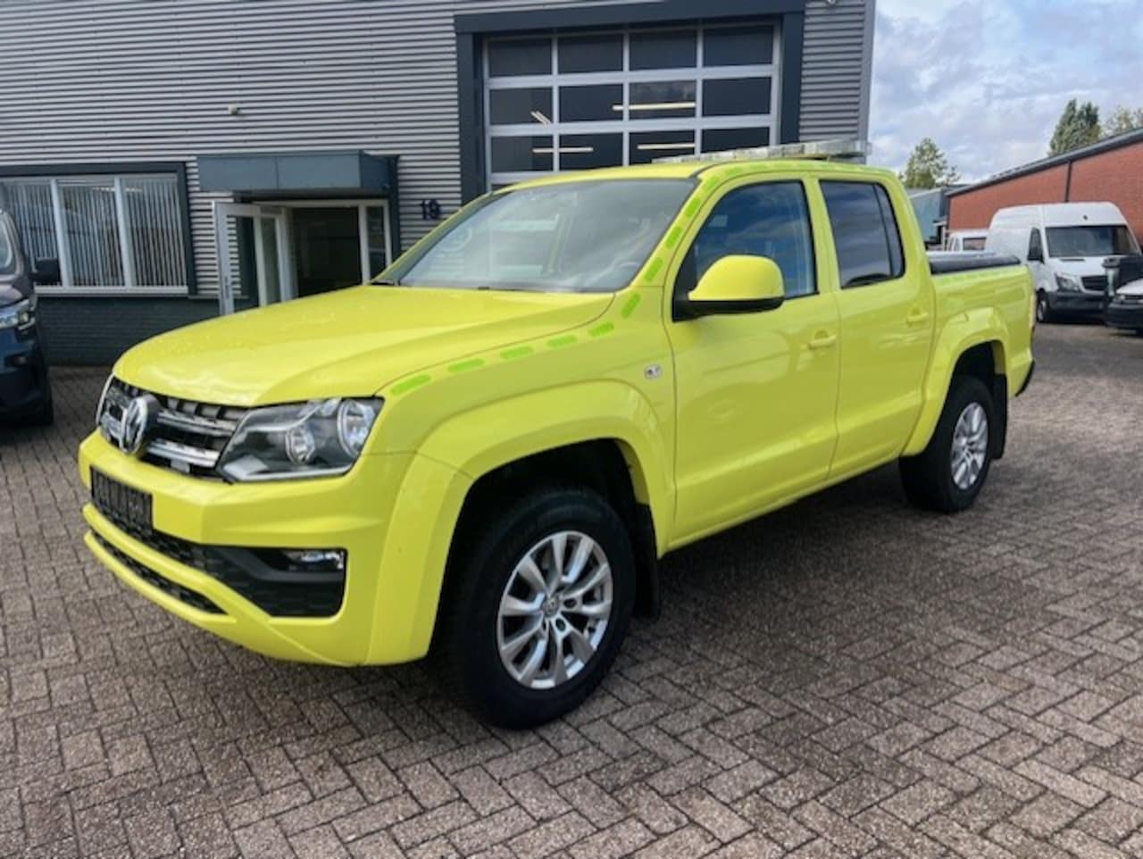 Volkswagen Amarok - 3.0 TDI V6 4Motion Plus Cab Comfortline AUT. AIRCO KLIMA EURO6 - AutoWereld.nl