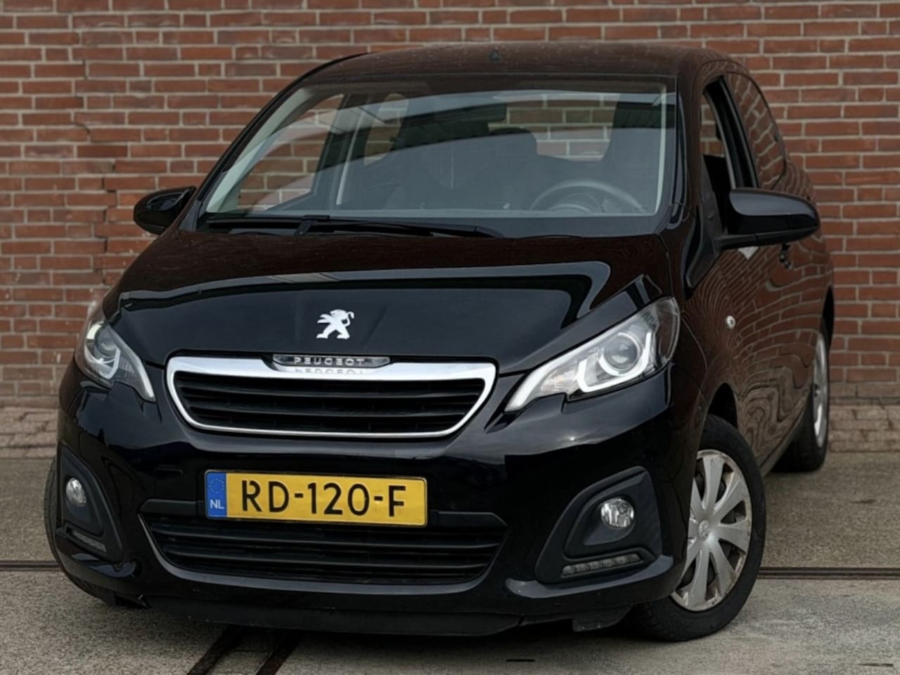 Peugeot 108 - 1.0 e-VTi Active |Airco |Nieuwe APK |CarPlay |NAP - AutoWereld.nl