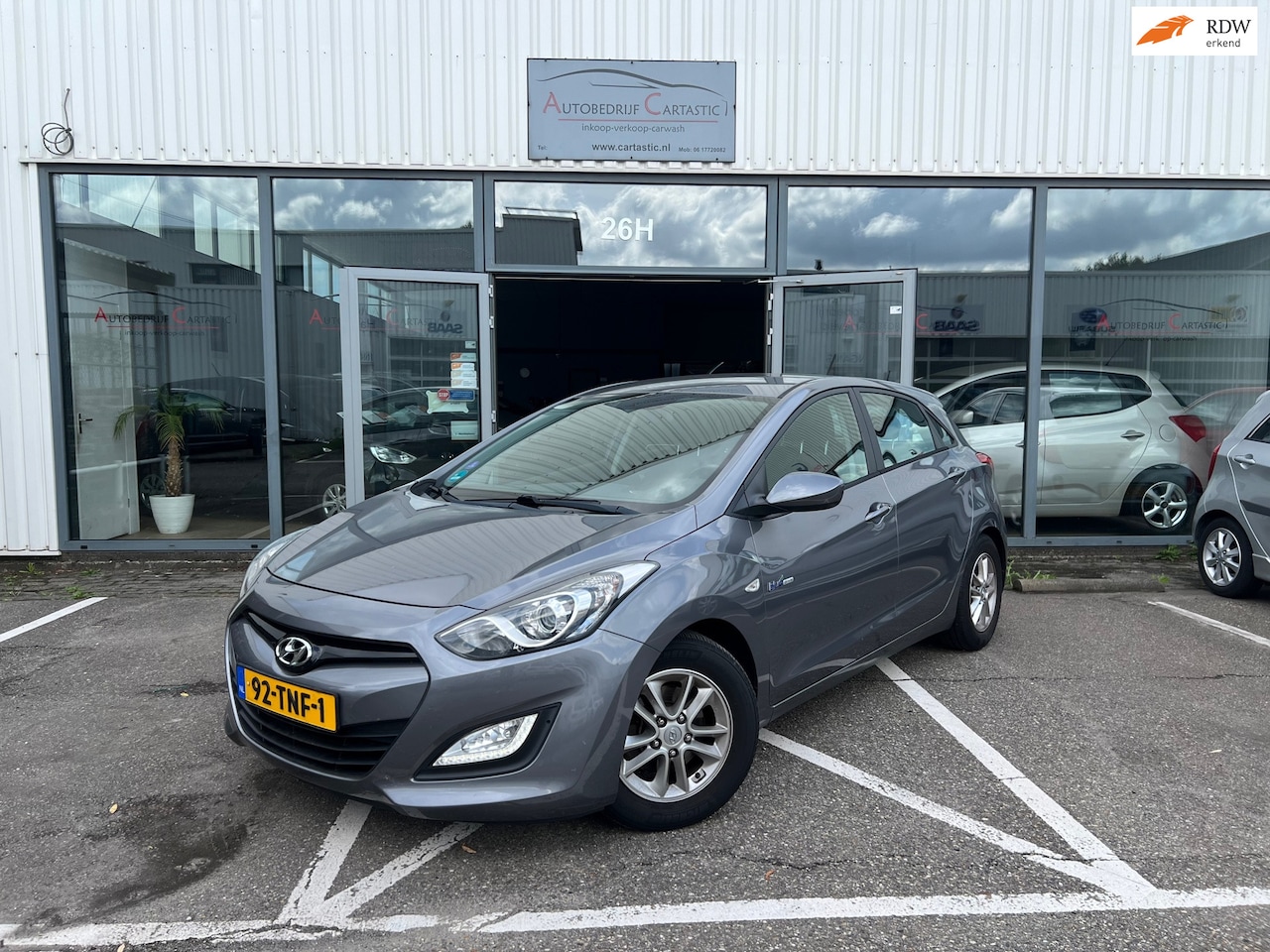 Hyundai i30 - 1.6 GDI i-Motion PDC | AIRCO | DEALER ONDERHOUDEN | NAP | APK | - AutoWereld.nl