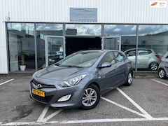 Hyundai i30 - 1.6 GDI i-Motion PDC | AIRCO | DEALER ONDERHOUDEN | NAP | APK |