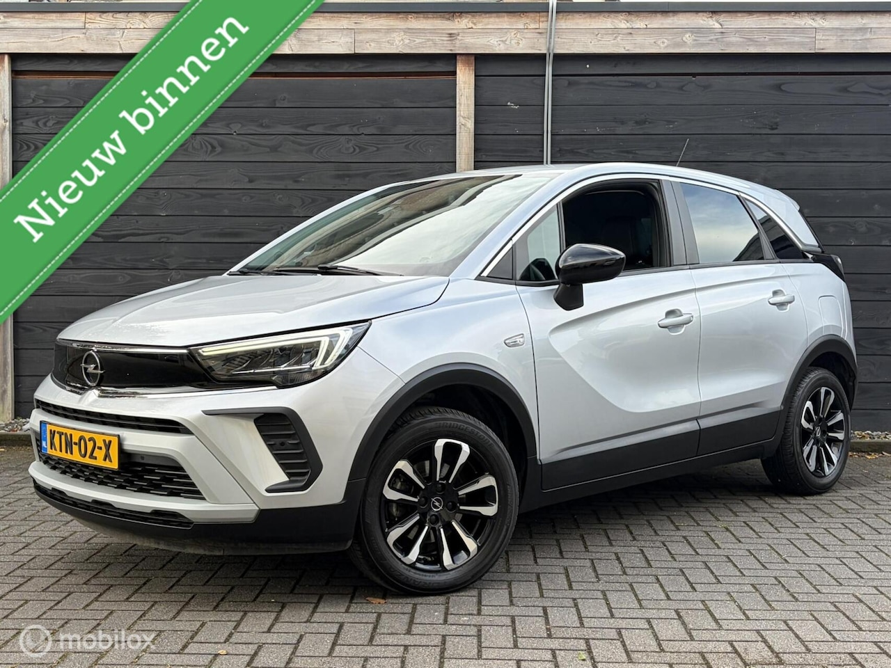 Opel Crossland - 1.2 Turbo Bus. Elegance FM nav en carplay / LM / Clima / 29.386KM!! - AutoWereld.nl
