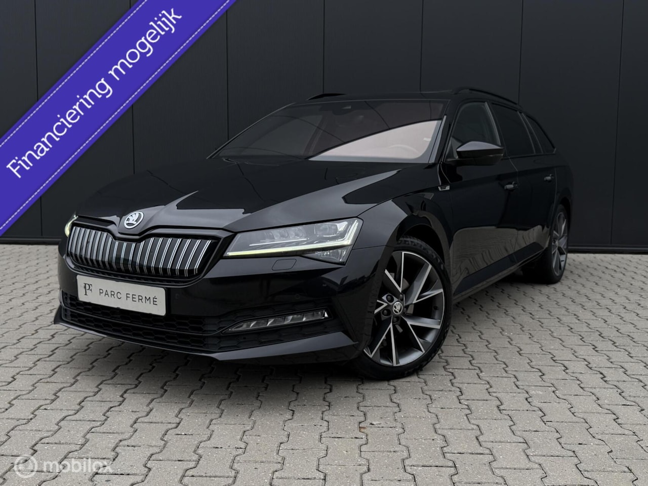 Skoda Superb Combi - 1.4 TSI iV Sportline/Pano/Canton/ACC/Memory - AutoWereld.nl