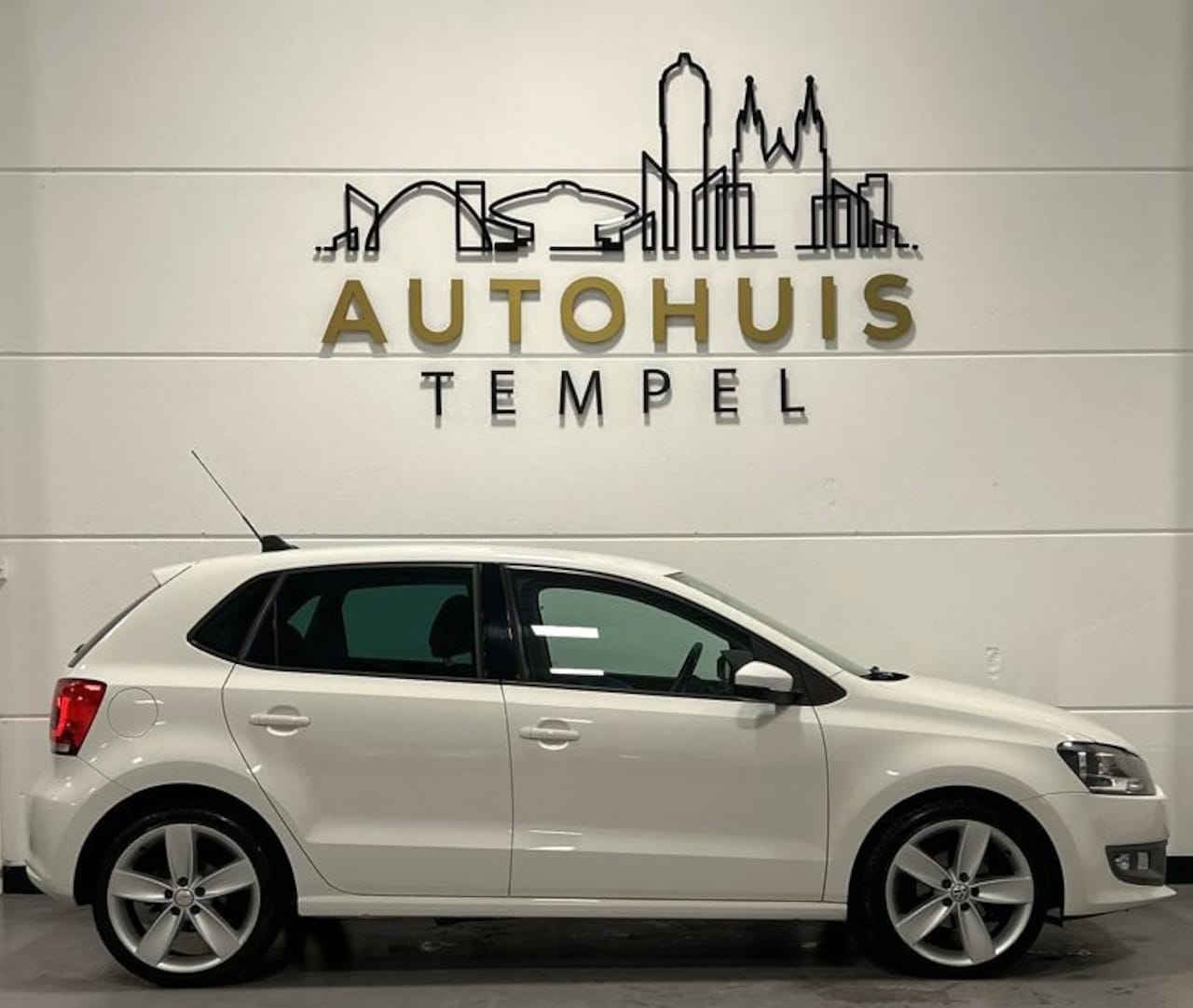 Volkswagen Polo - 1.2 TSI Highline Nap Airco Cruise 6Bak Isofix - AutoWereld.nl