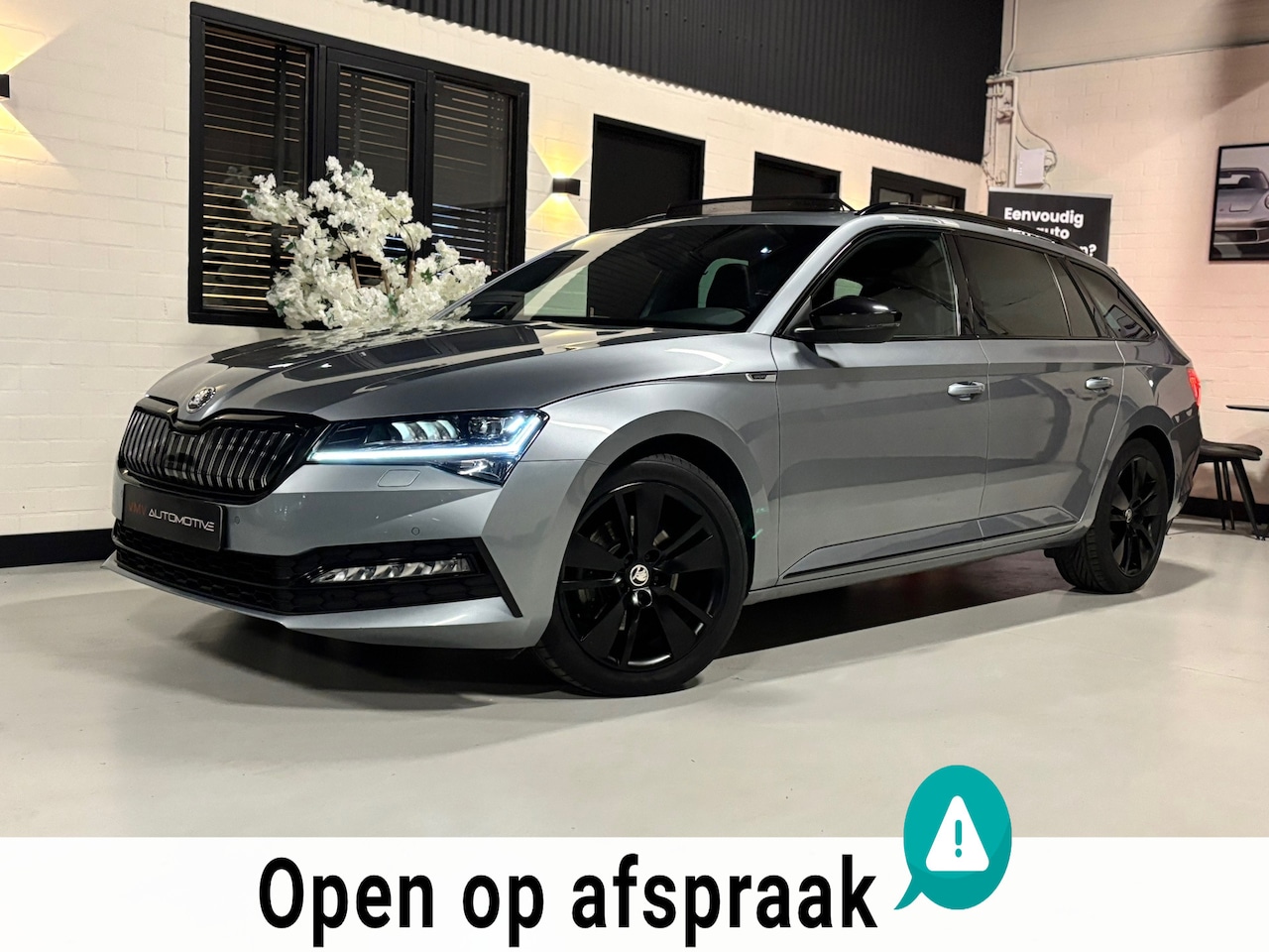 Skoda Superb Combi - 1.4 TSI iV 218 PK | Sportline | Pano | Chrystal Lighting | Sportstoelen | Memory | Keyless - AutoWereld.nl