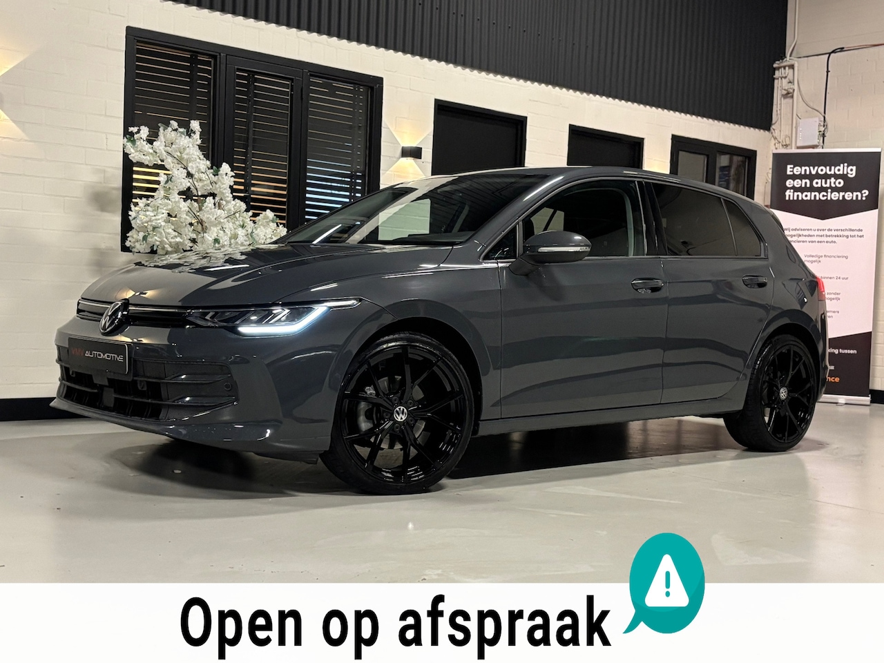 Volkswagen Golf - 8.5 1.5 eTSI |Cam|ACC|Sfeerverlichting|Trekhaak| - AutoWereld.nl