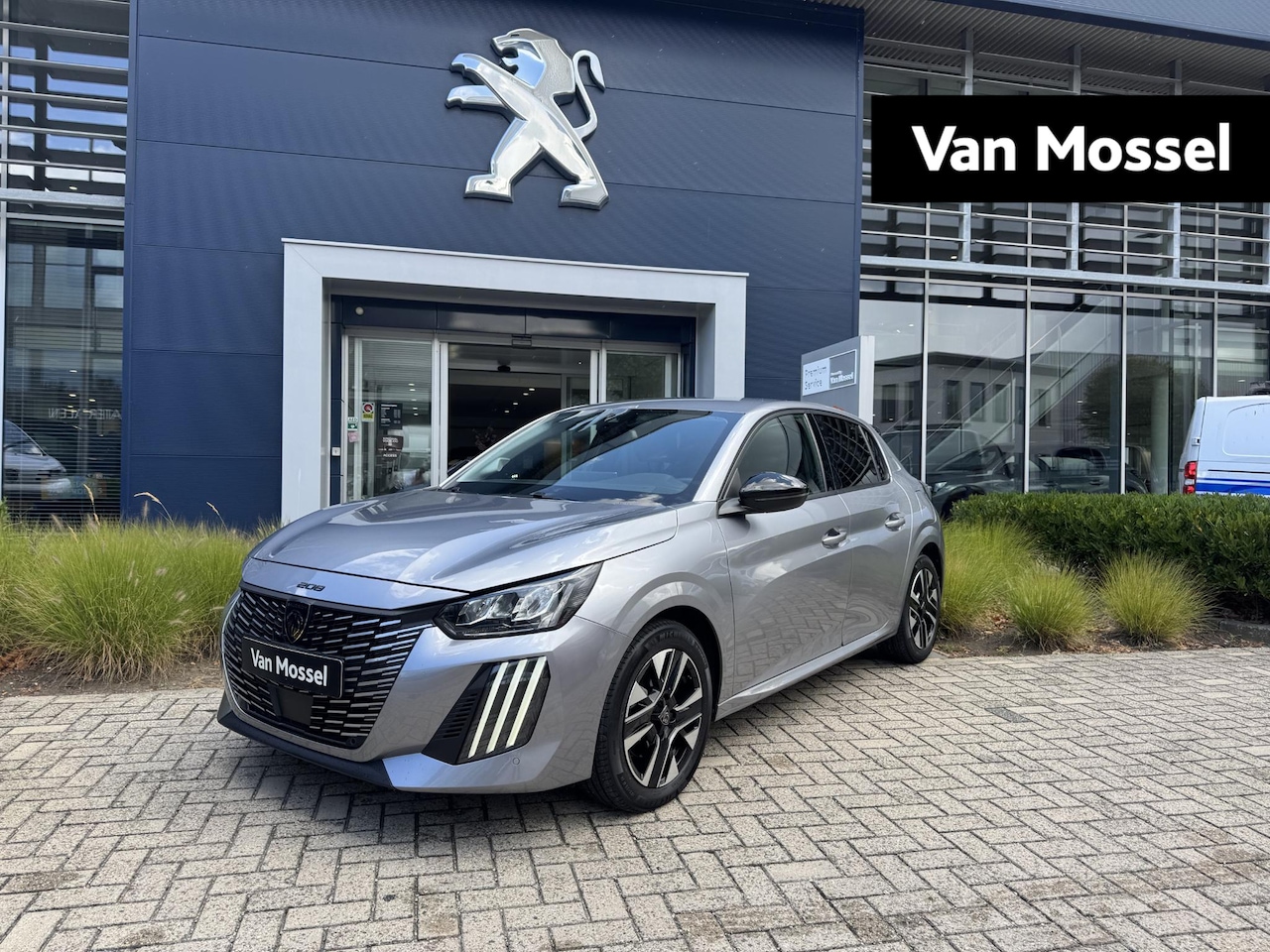Peugeot 208 - 1.2 Hybrid 110 e-DCS6 Allure 1.2 Hybrid 110 e-DCS6 Allure - AutoWereld.nl