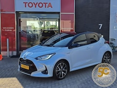 Toyota Yaris - 1.5 Hybrid Executive DODEHOEK PARELMOER SPORTSTOELEN STOELVERWARMING PDC LED