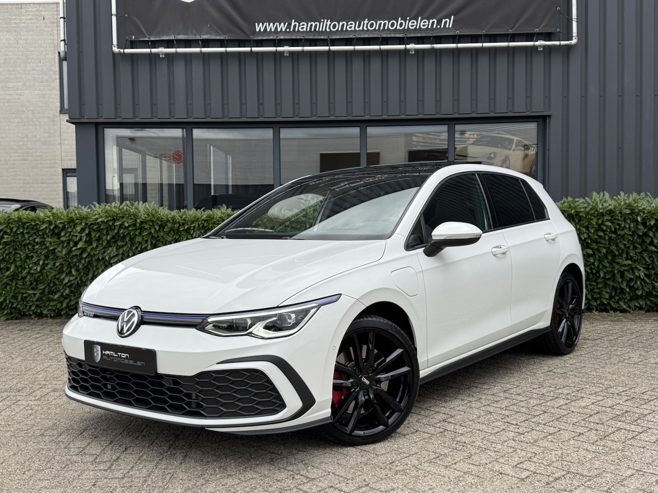 Volkswagen Golf - 8 GTE 1.4 TSI 245pk DSG / Aut. E-Hybrid Panoramadak Head Up IQ Light camera 19"!! - AutoWereld.nl