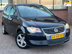 Volkswagen Touran - 1.4 TSI Comfortline Business 7 PERSOONS NAVI CRUISE CLIMA IJSKOUD RIJD SCHAKELT GOED