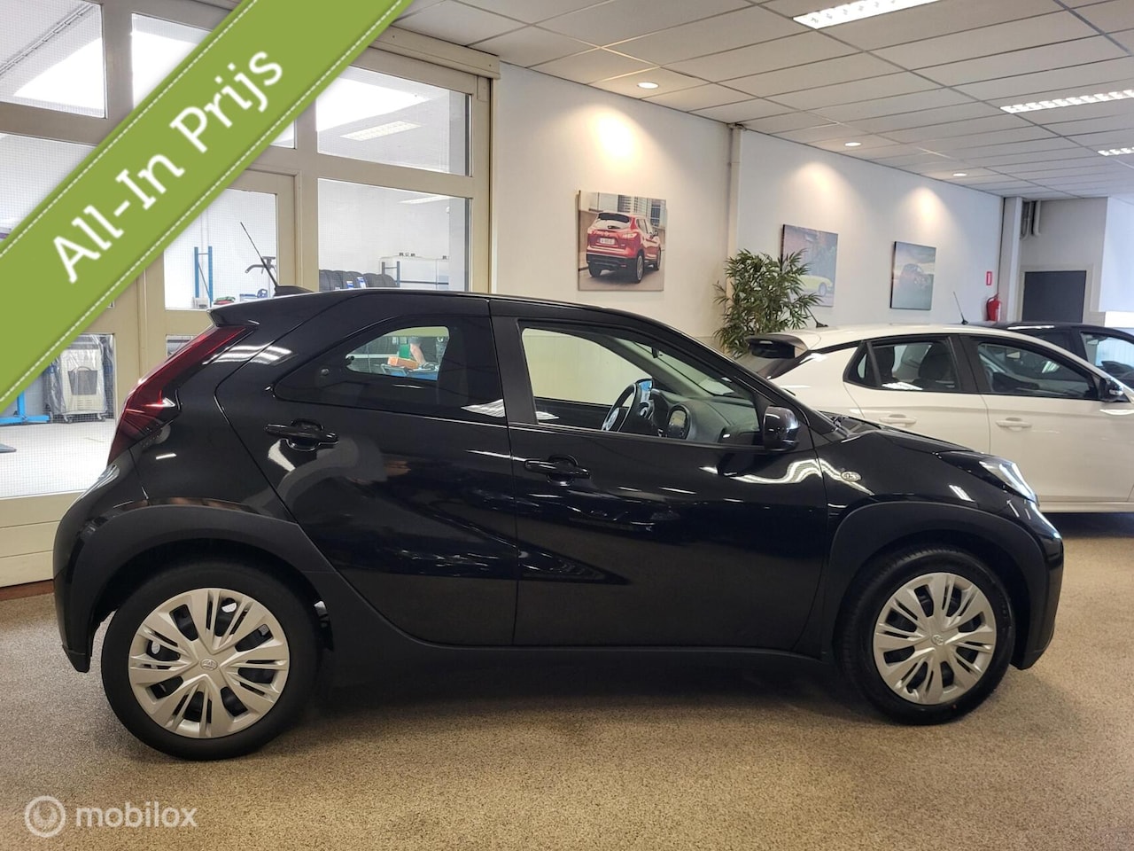 Toyota Aygo X - 1.0 VVT-i MT Play *NL, ANDROID, CAMERA, RIJKLAARPRIJS