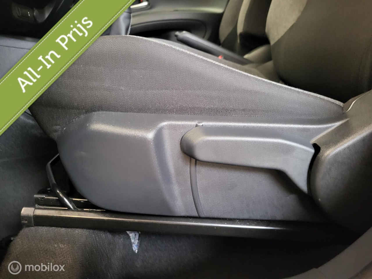 Toyota Aygo X - 1.0 VVT-i MT Play *NL, ANDROID, CAMERA, RIJKLAARPRIJS!*
