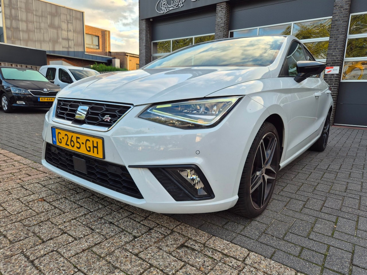 SEAT Ibiza - 1.0 TSI FR Business Intense 1.0 TSI FR Business Intense - AutoWereld.nl