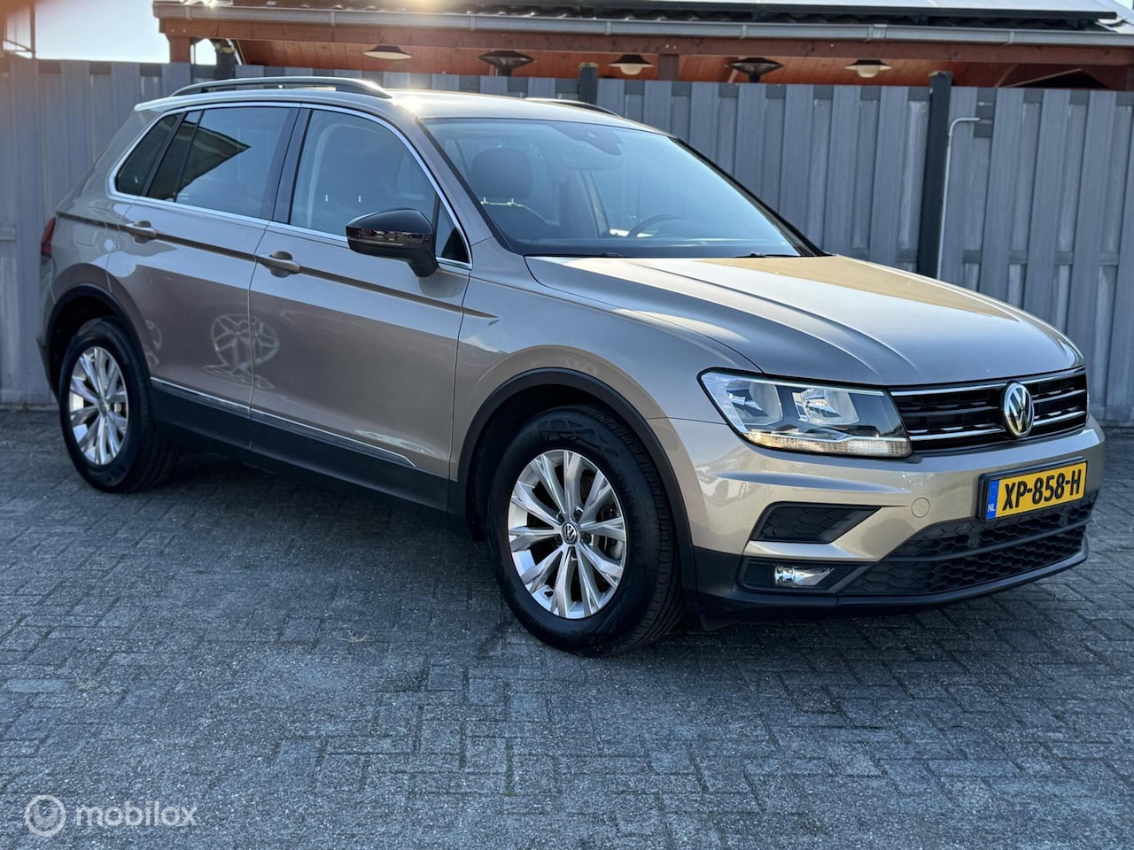 Volkswagen Tiguan - 1.5 TSI ACT Comfortline 1.5 TSI ACT Comfortline - AutoWereld.nl
