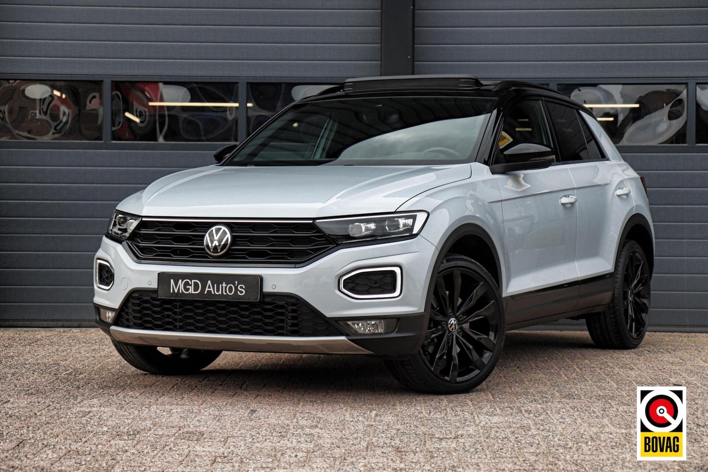 Volkswagen T-Roc - 1.5 TSI Sport |LED|PANODAK|CARPLAY|CAMERA|VIRTUAL|STOELVERW|ELEK. KLEP! - AutoWereld.nl
