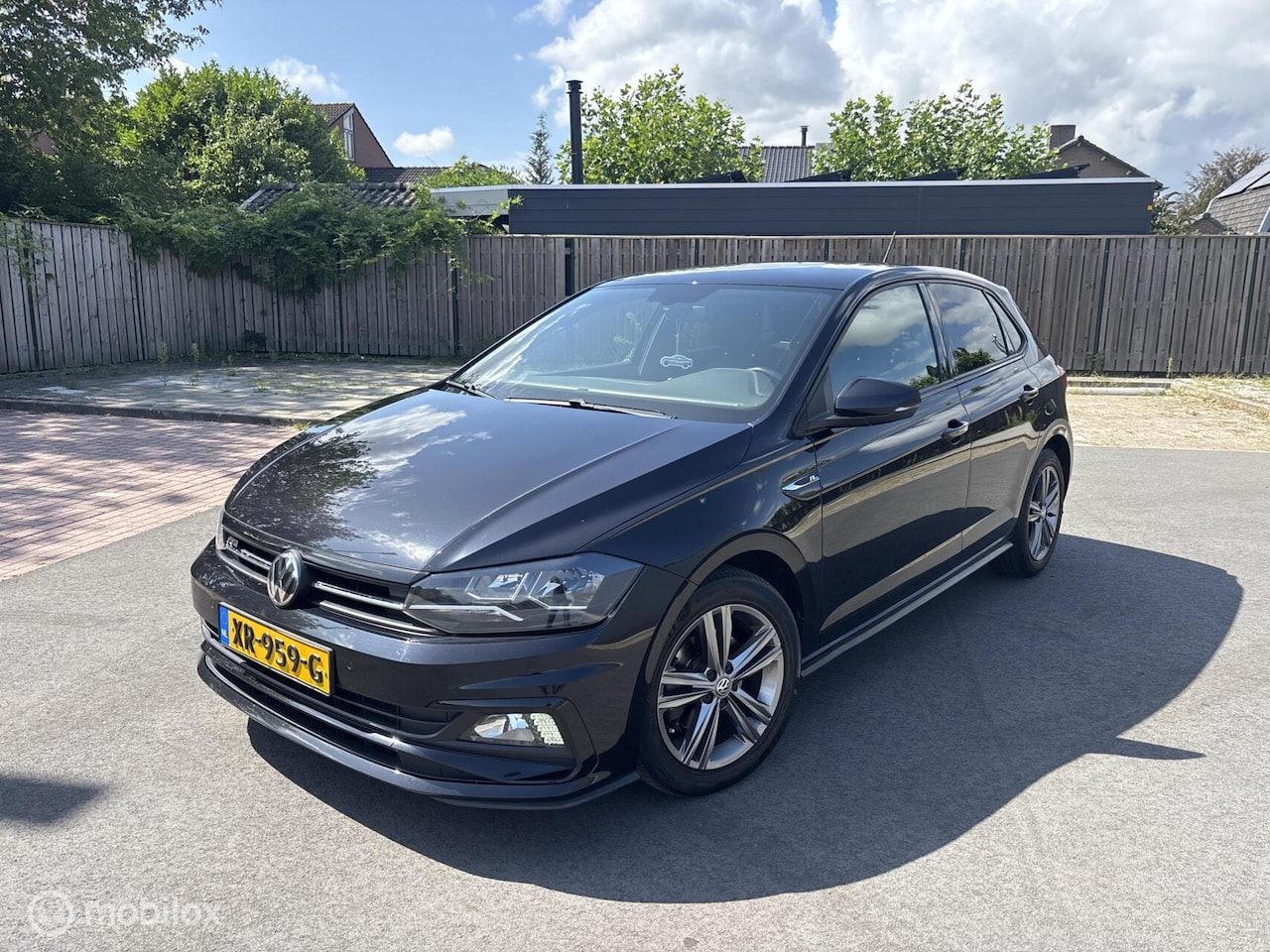 Volkswagen Polo - 1.0 TSI R line 2019 zwart - AutoWereld.nl