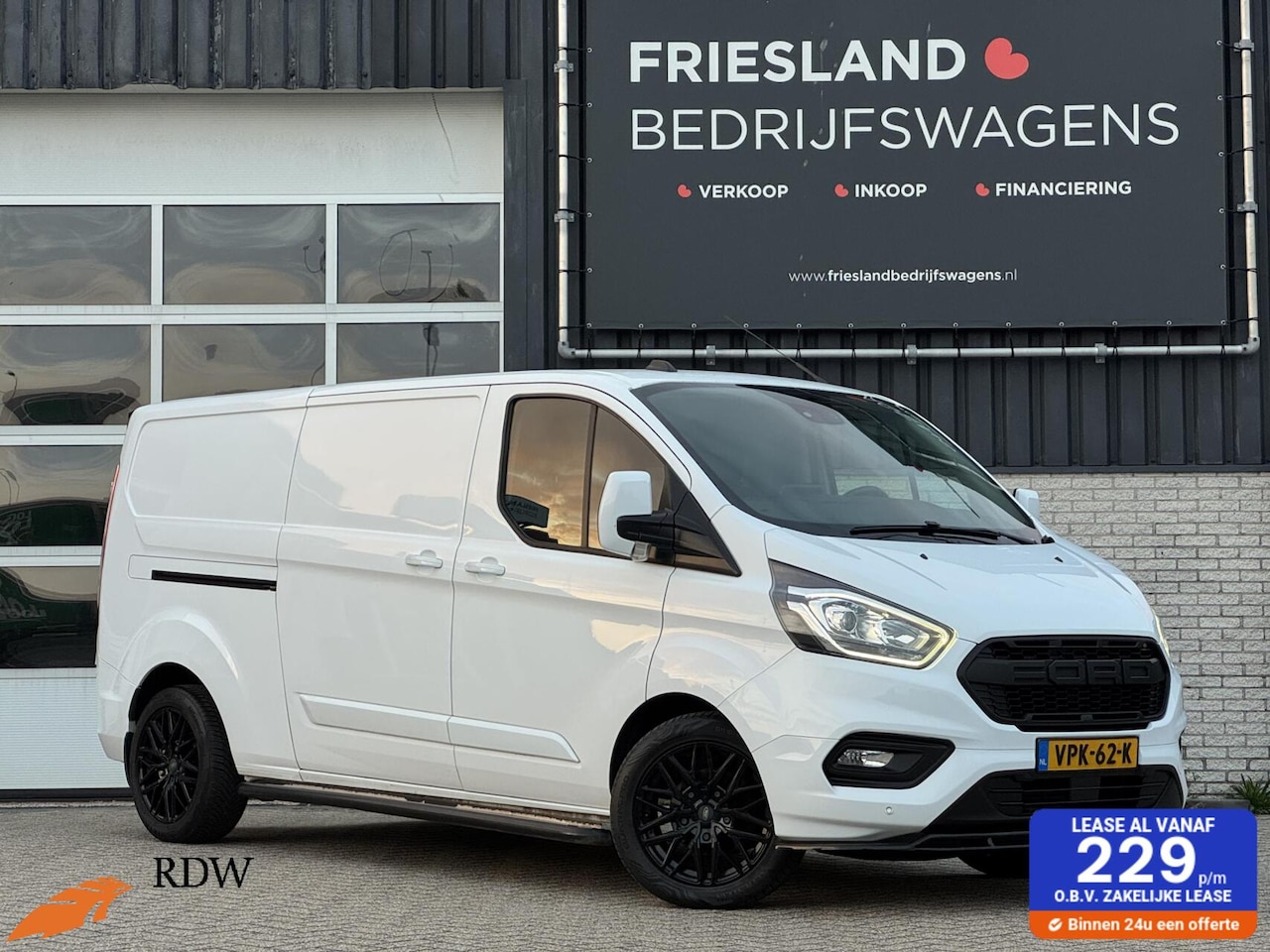 Ford Transit Custom - 320 2.0 TDCI 129pk Limited Trekhaak/Camera/Cruise/LED17" - AutoWereld.nl