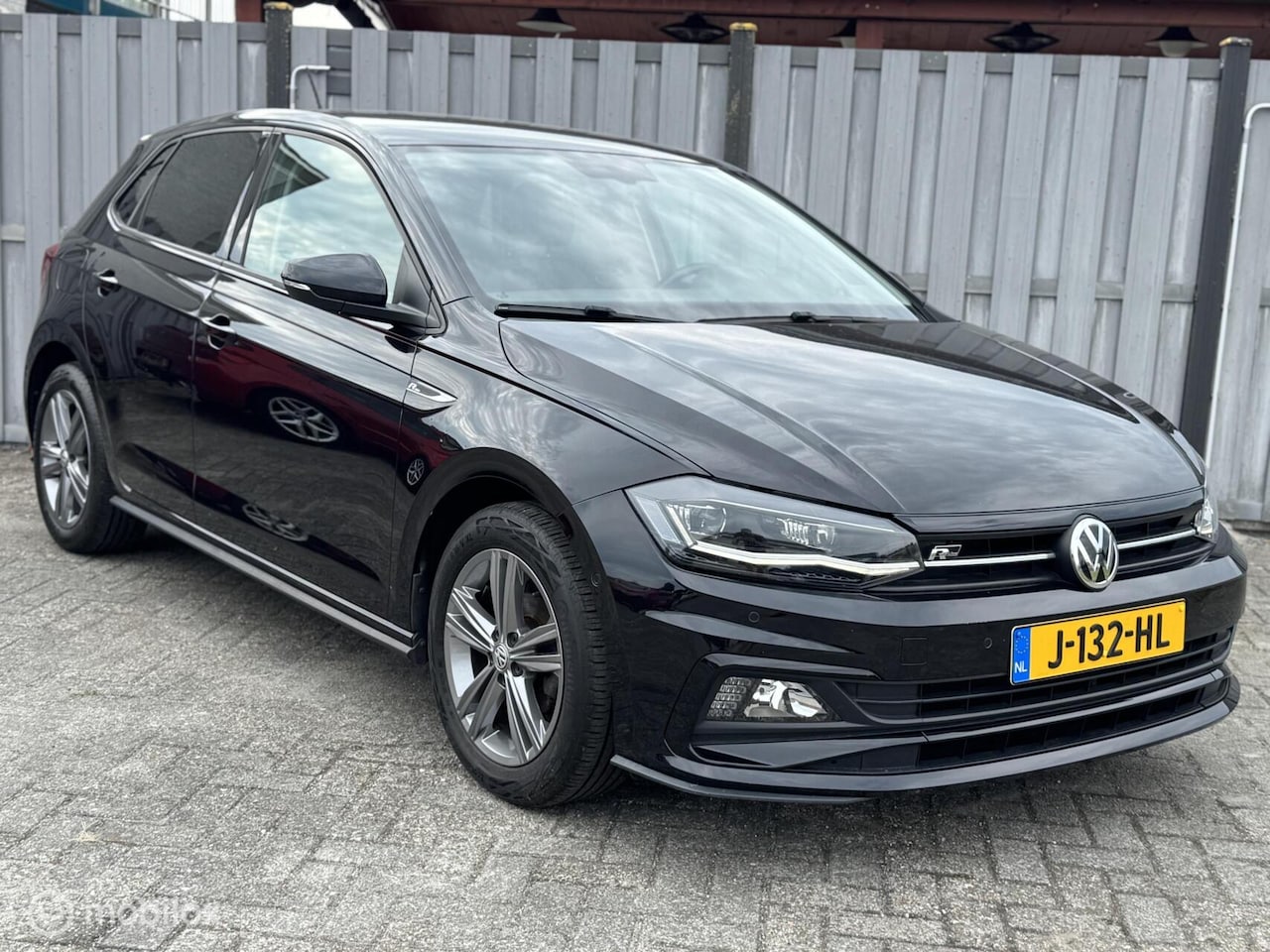 Volkswagen Polo - 1.0 TSI R-Line Virtual cockpit - AutoWereld.nl