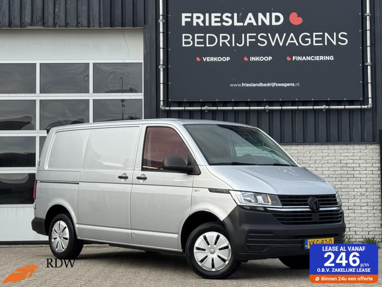 Volkswagen Transporter - 2.0 TDI 110pk 26 Comfortline Trekhaak/Cruise/PDC/Airco - AutoWereld.nl