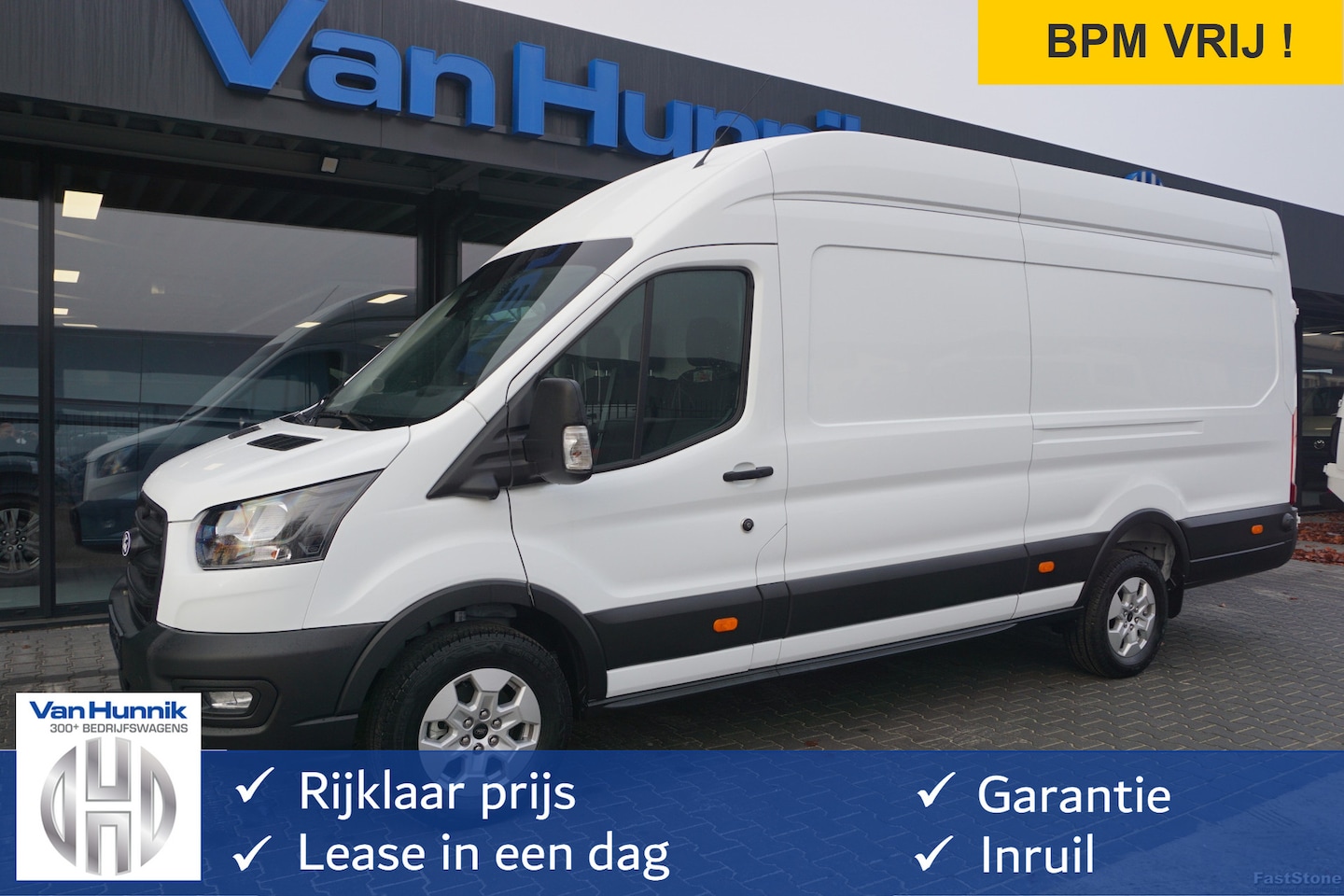Ford Transit - 350L 130PK L4H3 BPM VRIJ!! Navi, 360° Camera, Adap. Cruise, LM Velg!! NR. A153 - AutoWereld.nl