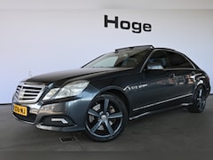 Mercedes-Benz E-klasse - 500 Elegance V8 Automaat Clima Panoramadak Trekhaak PDC Stoelverwarming Cruise control Goe