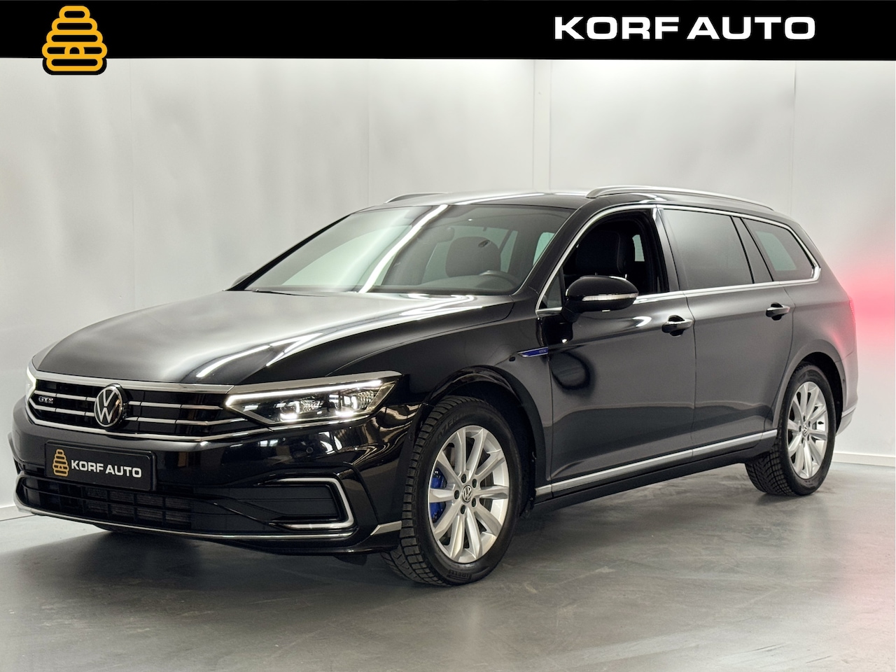 Volkswagen Passat Variant - 1.4 TSI PHEV GTE / Virtual / Leder,alcant./ Matrix / Trekhaak - AutoWereld.nl