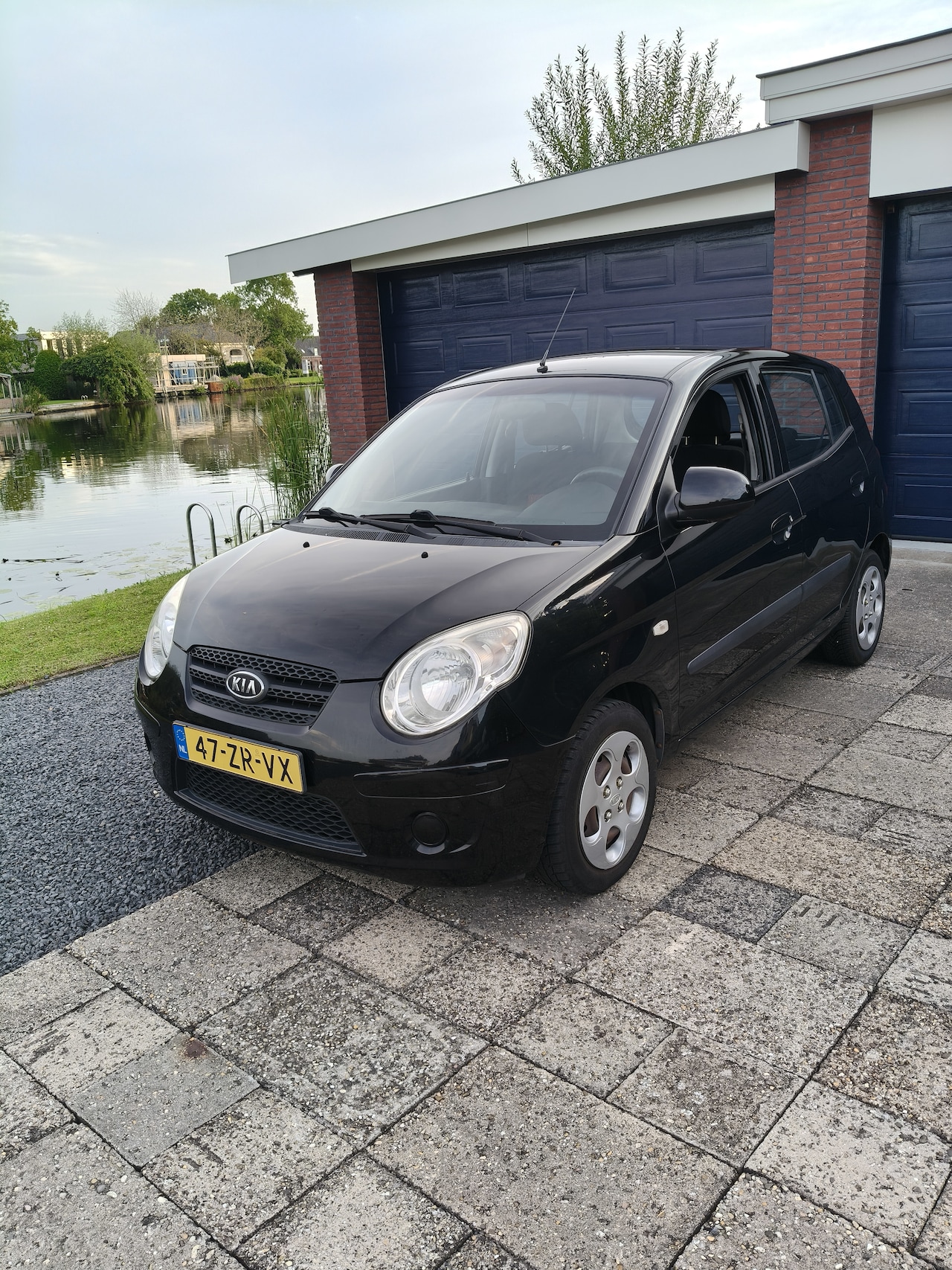 Kia Picanto - 1.0 X-tra - AutoWereld.nl