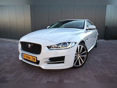 Jaguar XE - 2.0 Portfolio R-Sport Automaat Panoramadak Leder Navigatie Camera Meridian audio. Etc