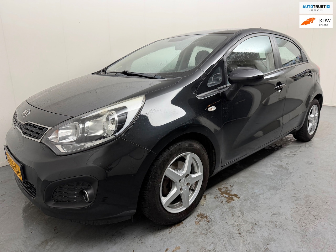 Kia Rio - 1.2 CVVT ComfortLine # Airco # Lmv # Dealer onderhouden - AutoWereld.nl