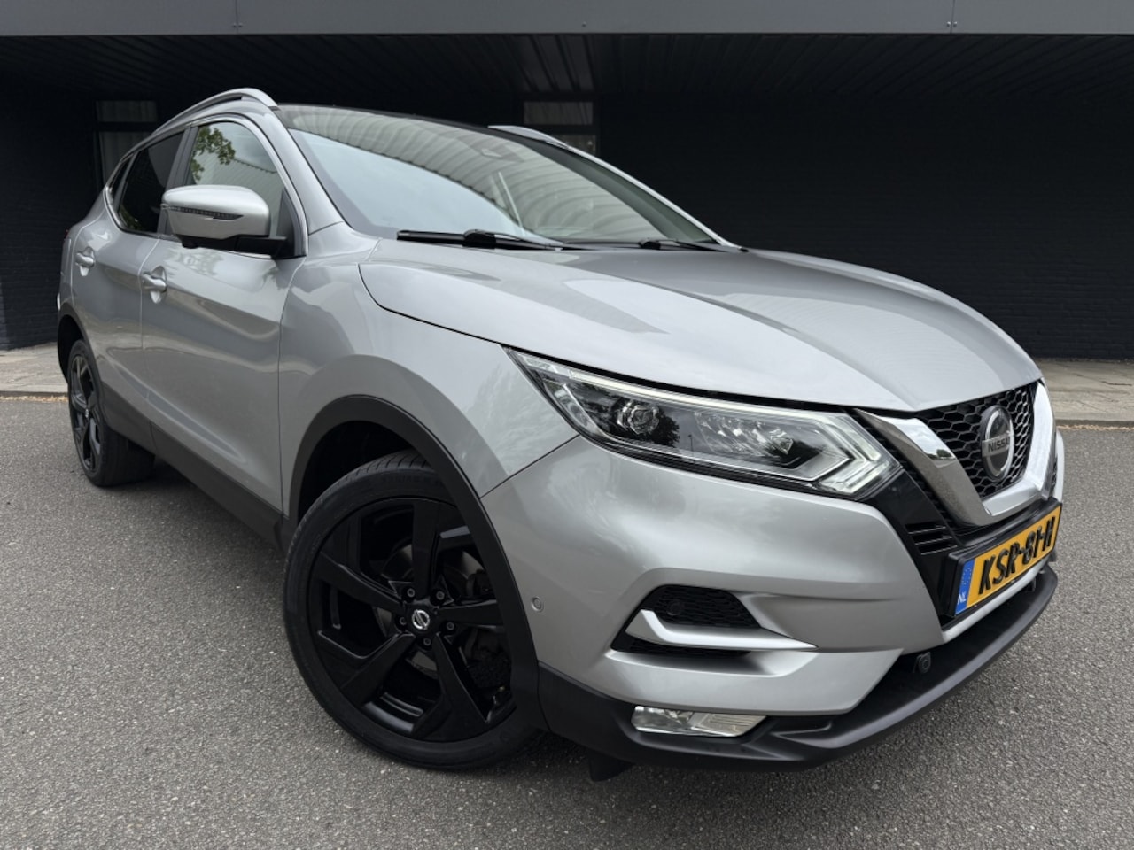 Nissan Qashqai - 1.3 DIG-T N-Connecta - AutoWereld.nl