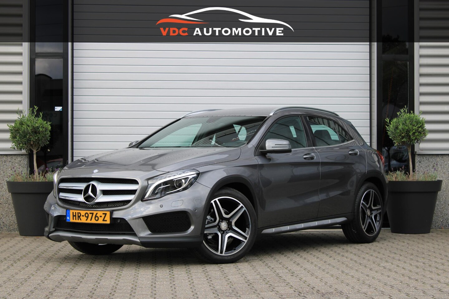 Mercedes-Benz GLA-Klasse - 200 AMG Trekhaak | Navi | Xenon | AMG | Hoge Instap - AutoWereld.nl